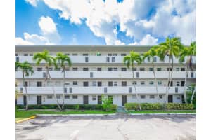 1680 NE 191st St Apt 107-2, Miami, FL 33179, - MLS#A11984067