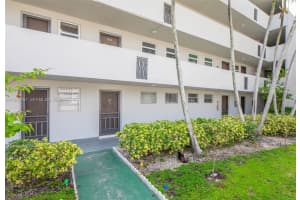 1680 NE 191st St Apt 107-2, Miami, FL 33179, - MLS#A11984067