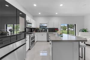 617 SW 11th St, Florida City, FL 33034, - MLS#A11984089