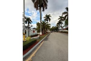 3858 Sw 153rd Pl Miami, FL 33185 - MLS#A11984122
