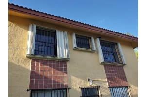 10885 7th St , Miami, FL 33172 - MLS#A11984127