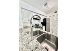 650 S Park Rd 25-5 Hollywood, FL 33021 - MLS#A11984138