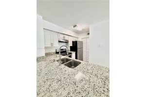 650 S Park Rd 25-5 Hollywood, FL 33021 - MLS#A11984138