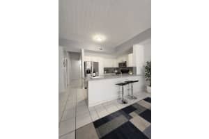 10909 Nw 43rd Ln Doral, FL 33178 - MLS#A11984188