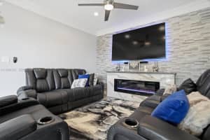 11201 Sunview Way Cooper City, FL 33026 - MLS#A11984197