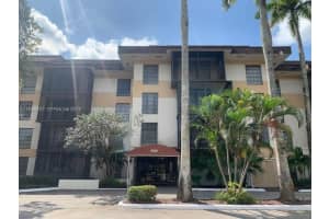 5530 Nw 44th St 111c, Lauderhill