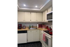 5530 Nw 44th St 111c Lauderhill, FL 33319 - MLS#A11984202