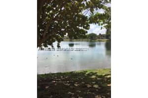 10060 Nw 9th St Cir 4 Miami, FL 33172 - MLS#A11984203