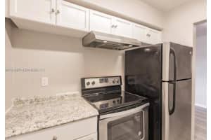 1816 Mckinley St 10 Hollywood, FL 33020 - MLS#A11984220