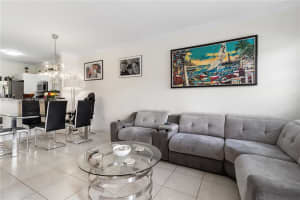 13758 Sw 170th Ln Miami, FL 33177 - MLS#A11984232