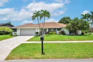 17611 Lake Park Rd, Boca Raton