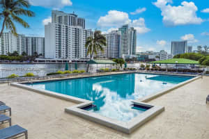 800 Parkview Dr APT 527, Hallandale Beach, FL 33009, - MLS#A11984246