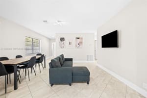 864 Nw 16th Ter Fort Lauderdale, FL 33311 - MLS#A11984260