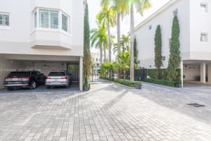 261 Navarre Ave B-1 Coral Gables, FL 33134 - MLS#A11984266