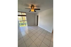 7035 NW 186th St APT D305, Hialeah, FL 330153180, - MLS#A11984274