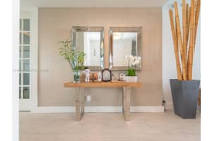 1300 Brickell Bay Dr 3804 Miami, FL 33131 - MLS#A11984276