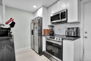 850 Sorrento Dr. Weston, FL 33326 - MLS#A11984283