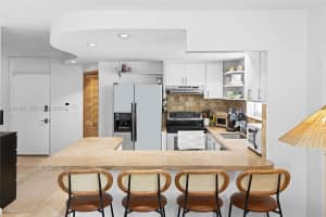 949 Pennsylvania Ave 201 Miami Beach, FL 33139 - MLS#A11984292