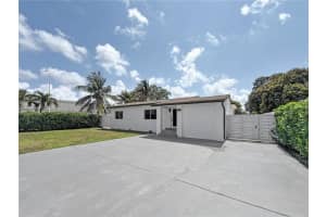 660 S Biscayne River Dr, Miami