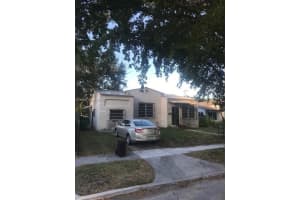2319 Sw 22nd Ter Miami, FL 33145 - MLS#A11984326