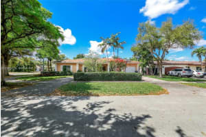 1800 Miami Springs Ave , Miami Springs, FL 33166 - MLS#A11984332