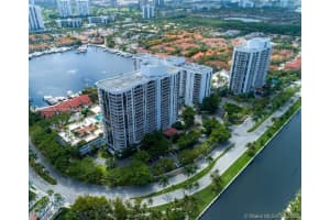 3610 Yacht Club Dr 1002, Aventura