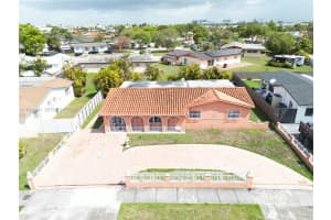 2791 Village Green Dr Miami, FL 33175 - MLS#A11984341