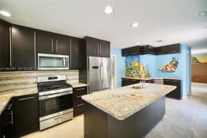 851 N 11th Ave, Hollywood, FL 33019, - MLS#A11984357