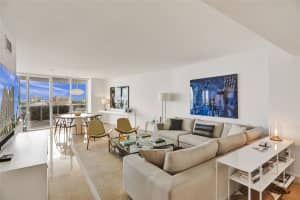 Icon at South Beach, 400 Alton Rd APT 911, Miami Beach, FL 33139, - MLS#A11984387