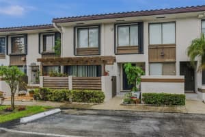 16424 Ne 26th Ave 4, North Miami Beach