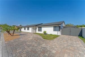 2401 Sw 132nd Ave Miami, FL 33175 - MLS#A11984414