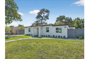 1010 NE 138th St, North Miami, FL 33161, - MLS#A11984437