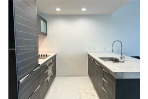 200 Biscayne Boulevard Way 3610 Miami, FL 33131 - MLS#A11984447