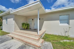 213 W 20th St Hialeah, FL 33010 - MLS#A11984455