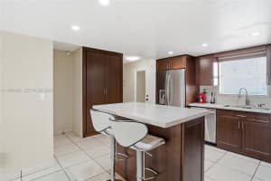 210 87th Ave , Miami, FL 33172 - MLS#A11984482