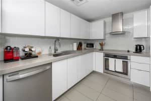 1600 Ne 1st Ave 2809 Miami, FL 33132 - MLS#A11984494