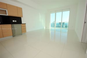 950 Brickell Bay Dr 4709 Miami, FL 33131 - MLS#A11984520