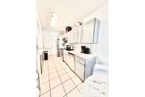 100 Lincoln Rd 825 Miami Beach, FL 33139 - MLS#A11984526