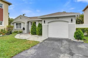 11761 NW 12th St, Pembroke Pines, FL 33026, - MLS#A11984558
