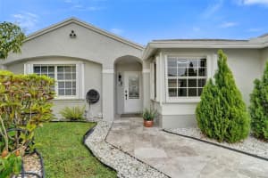 11761 NW 12th St, Pembroke Pines, FL 33026, - MLS#A11984558