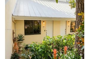 1455 Holly Heights Dr 17 Fort Lauderdale, FL 33304 - MLS#A11984562