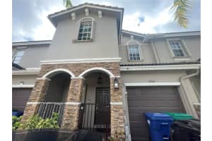 8900 Sw 226th Ter, Cutler Bay