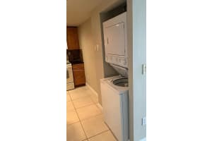 8261 Nw 8th St 239 Miami, FL 33126 - MLS#A11984592