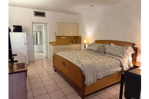 26 W Diplomat Pkwy 2229 Hallandale Beach, FL 33009 - MLS#A11984617