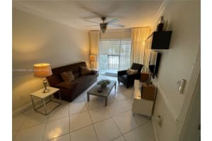 201 178th Dr 313, Sunny Isles Beach
