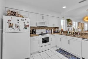 14817 Balgowan Rd 201-5 Miami Lakes, FL 33016 - MLS#A11984668