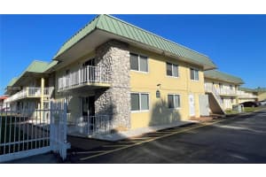 505 Nw 177th St 212, Miami Gardens