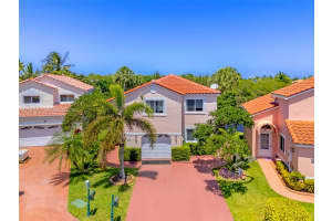 1086 Se 5th Ct Dania Beach, FL 33004 - MLS#A11984674