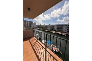 3860 Ne 170th St 304 North Miami Beach, FL 33160 - MLS#A11984678