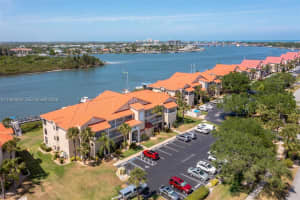 452 Bouchelle Drive 303 New Smyrna Beach, FL 32169 - MLS#A11984682